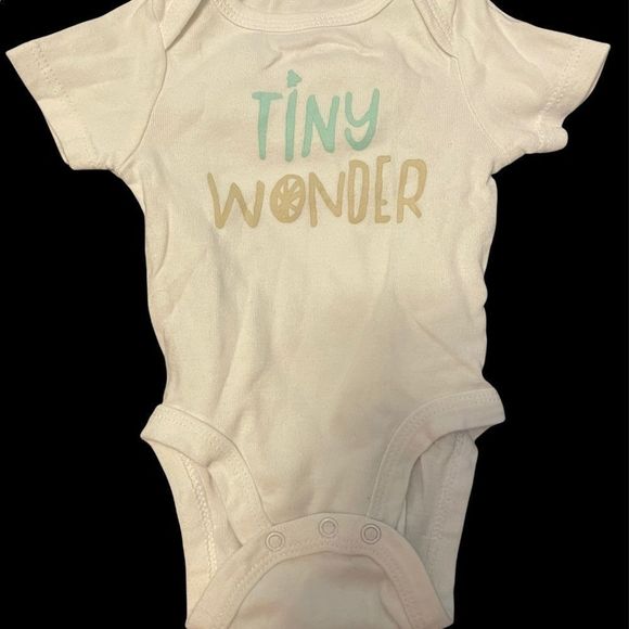 Newborn onesies - Picture 8 of 13